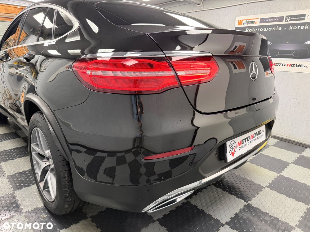 Mercedes-Benz GLC 250 d 4Matic 9G-TRONIC AMG Line - 27
