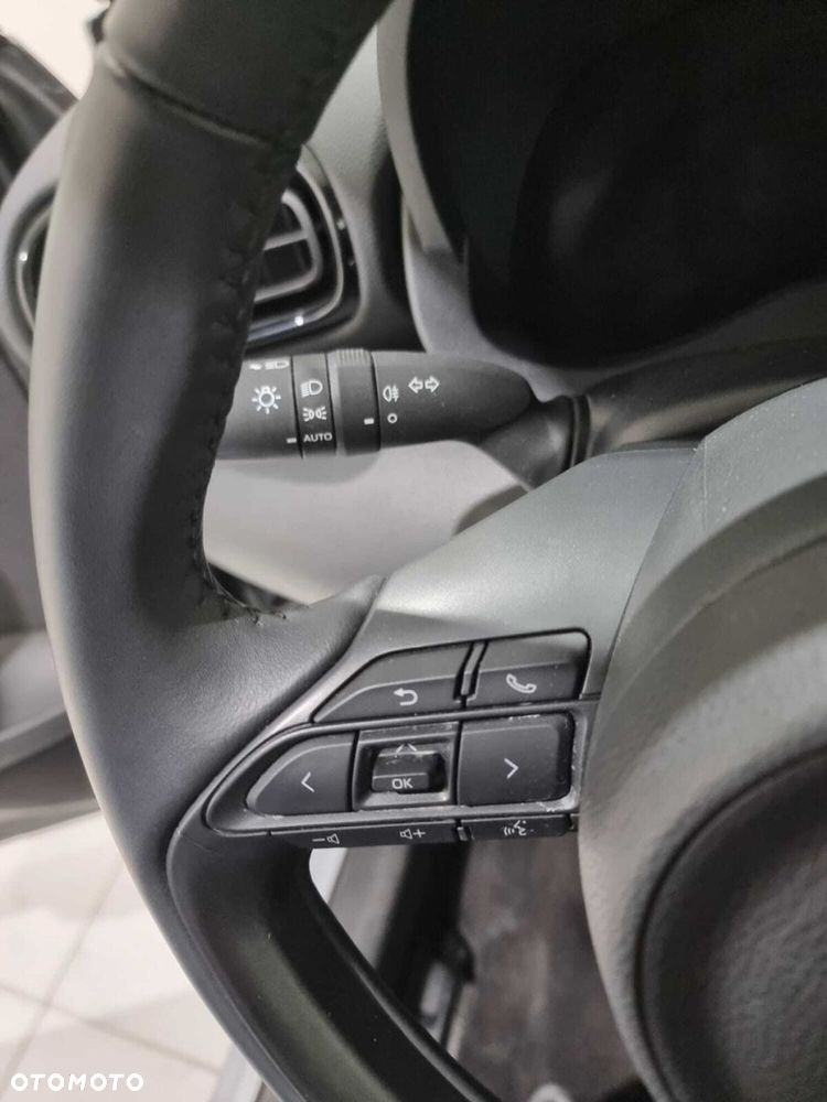 Toyota Yaris Cross - 23