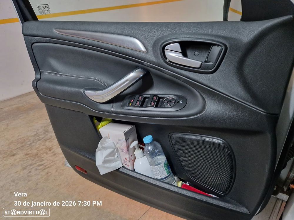 Ford S-Max 2.0 TDCi Titanium 7L - 12