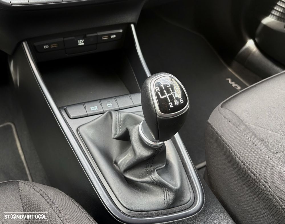 Hyundai Bayon 1.0 T-GDI Premium TT - 27