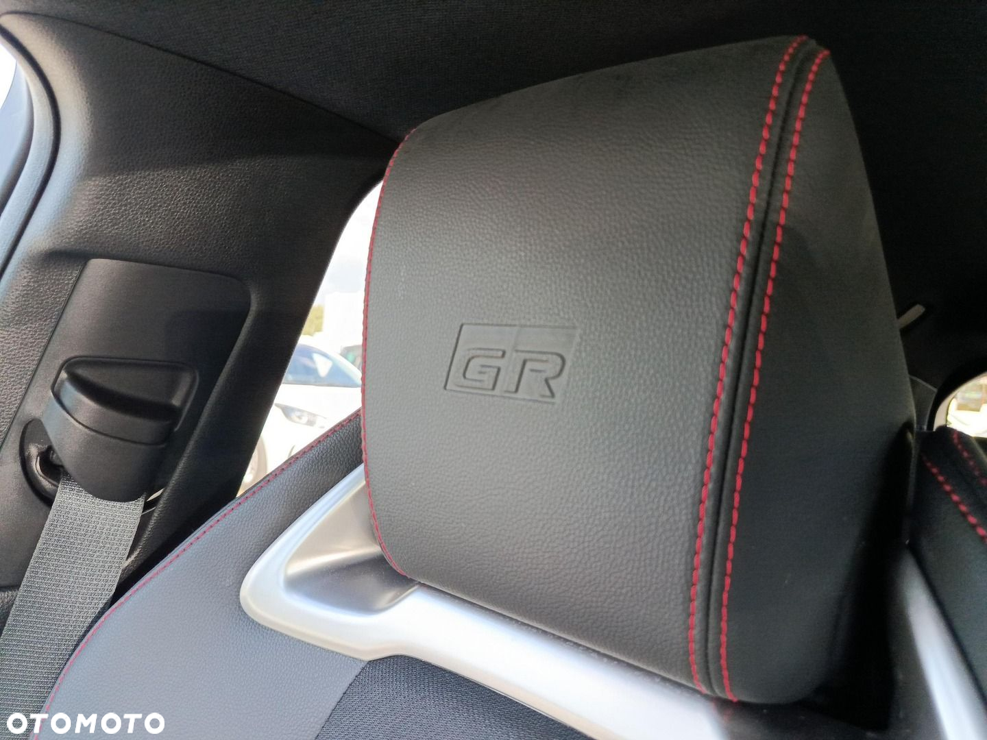Toyota Corolla 1.8 Hybrid GR Sport Dynamic - 24