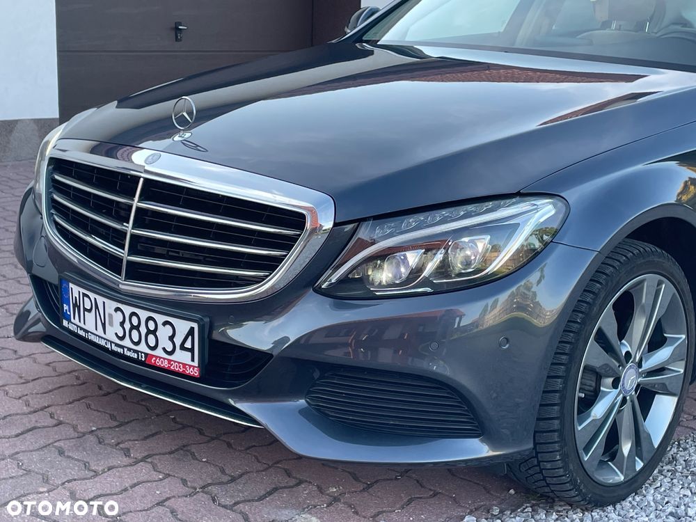 Mercedes-Benz Klasa C 180 Exclusive - 9