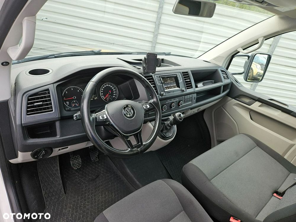 Volkswagen Transporter - 27