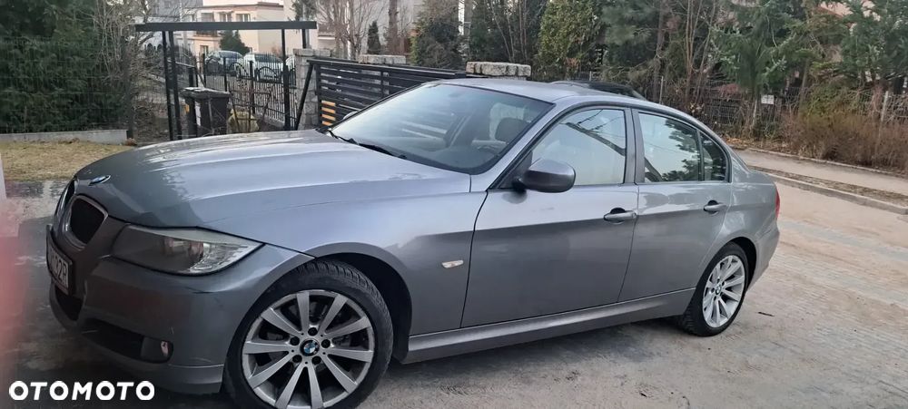 BMW Seria 3 318d DPF - 3