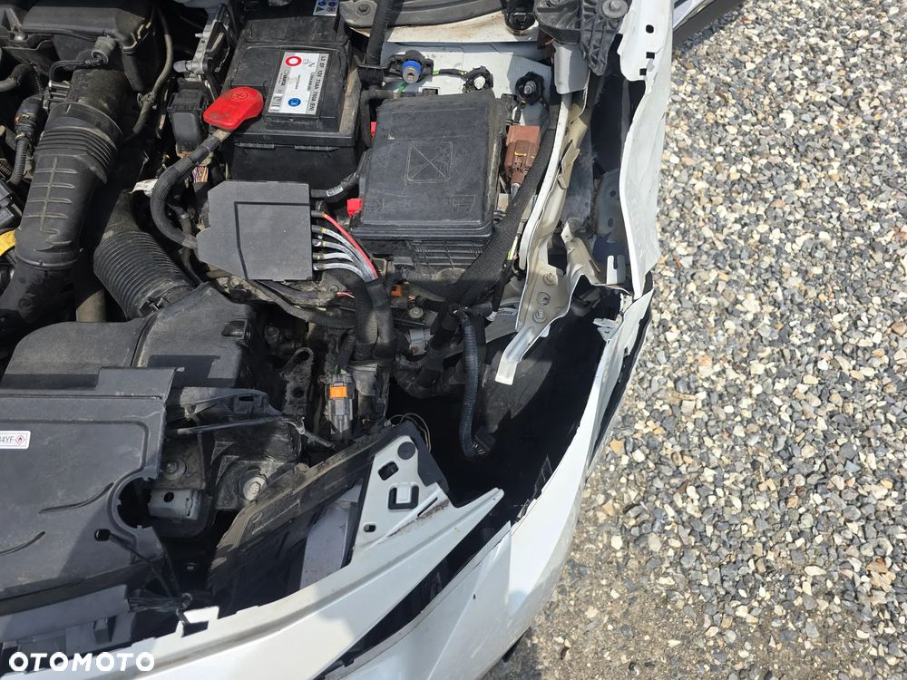 Peugeot 3008 BlueHDi 130 Stop & Start EAT8 Allure Business-Paket - 13
