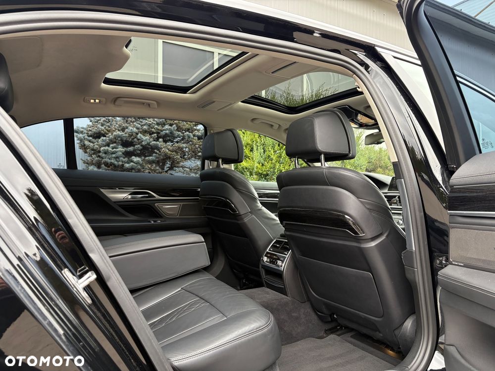 BMW Seria 7 750Li Edition Exclusive - 20