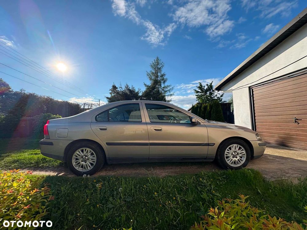 Volvo S60 - 1