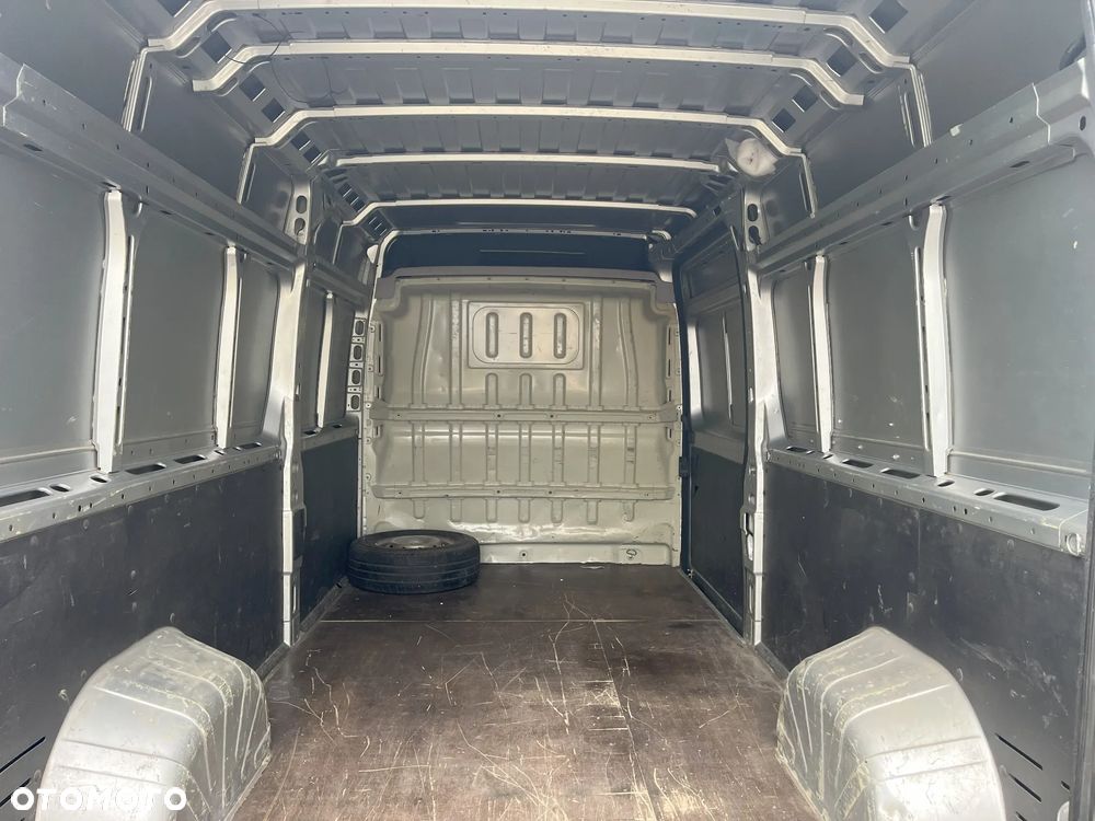 Citroën JUMPER 2,2 HDI L3H2 120 KM - 12