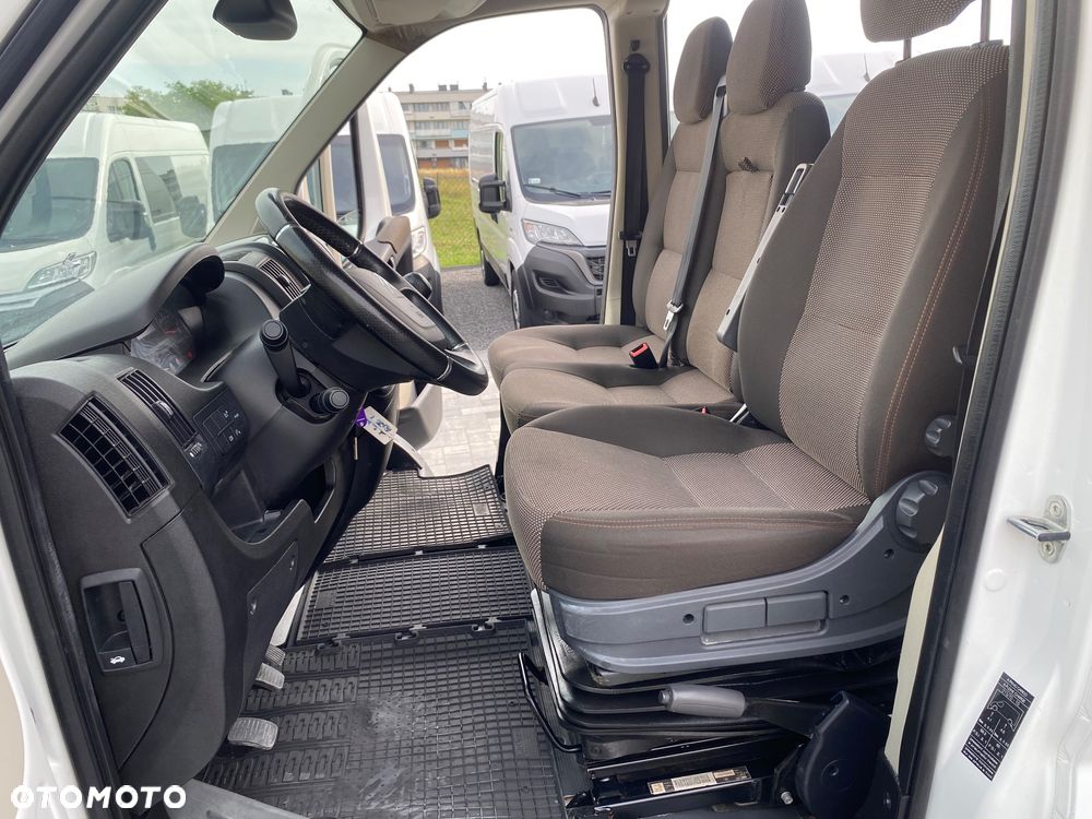 Peugeot BOXER L3H2, brygadowy, 6-osobowy, zakupiony w salonie w Rzeszowie, bezwypadkowy, serwisowany - 17