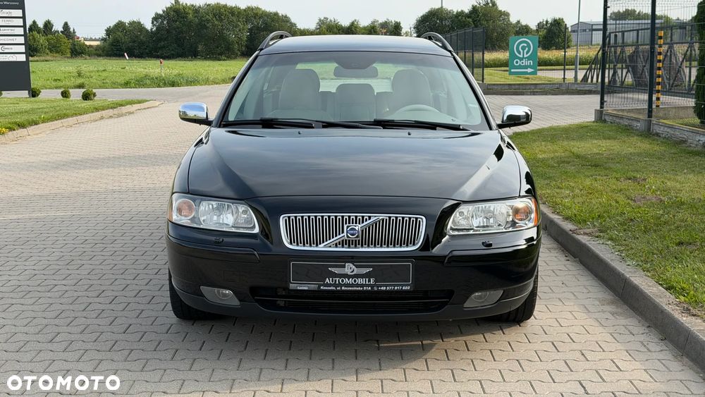 Volvo V70 2.5T Momentum - 24