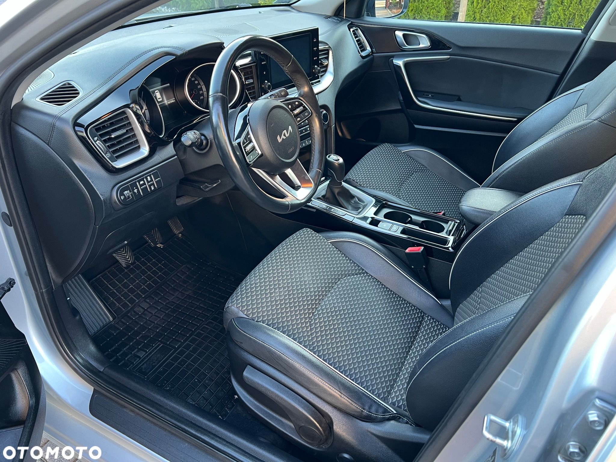 Kia Ceed 1.5 T-GDI L - 16