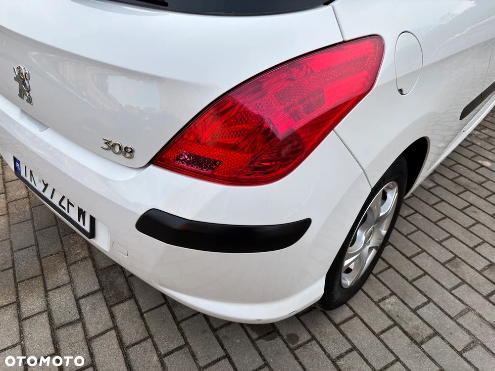 Peugeot 308 95 VTi Filou - 28