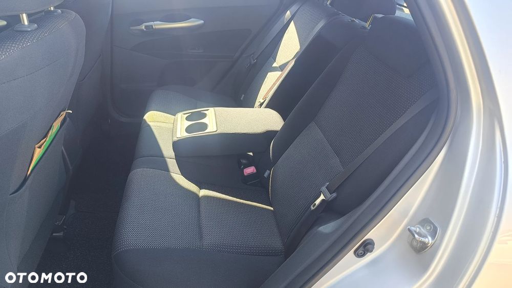 Toyota Auris 1.6 MultiMode Executive - 6