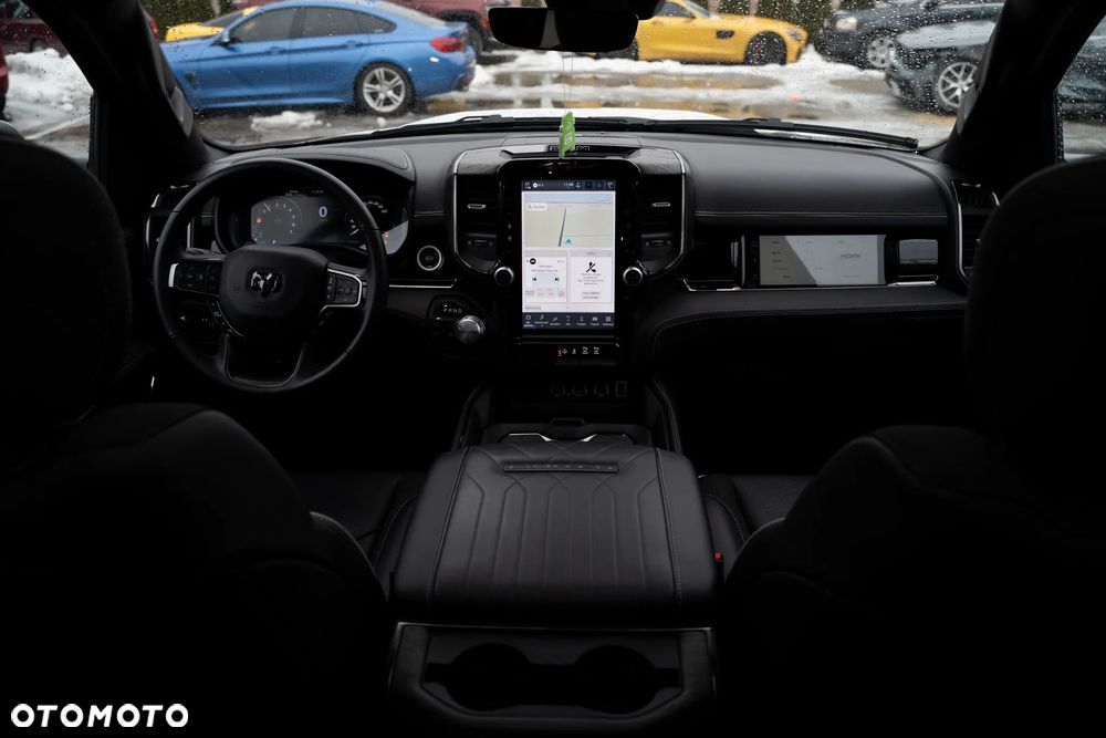 RAM 1500 5.7 Crew Cab Limited - 24