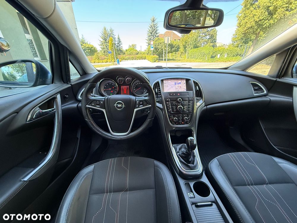 Opel Astra 1.6 Turbo Innovation - 8