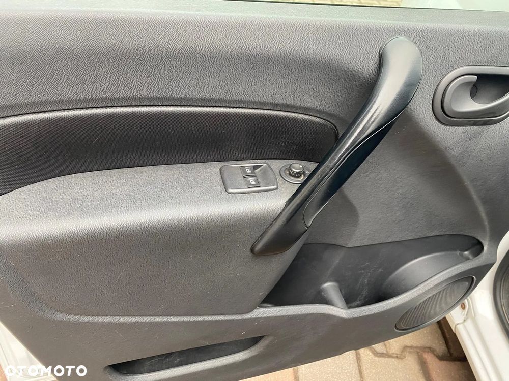 Renault Kangoo dCi 75 FAP Authentique - 8