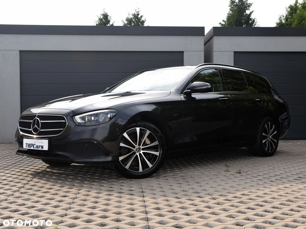 Mercedes-Benz Klasa E 300 de 4Matic 9G-TRONIC - 12