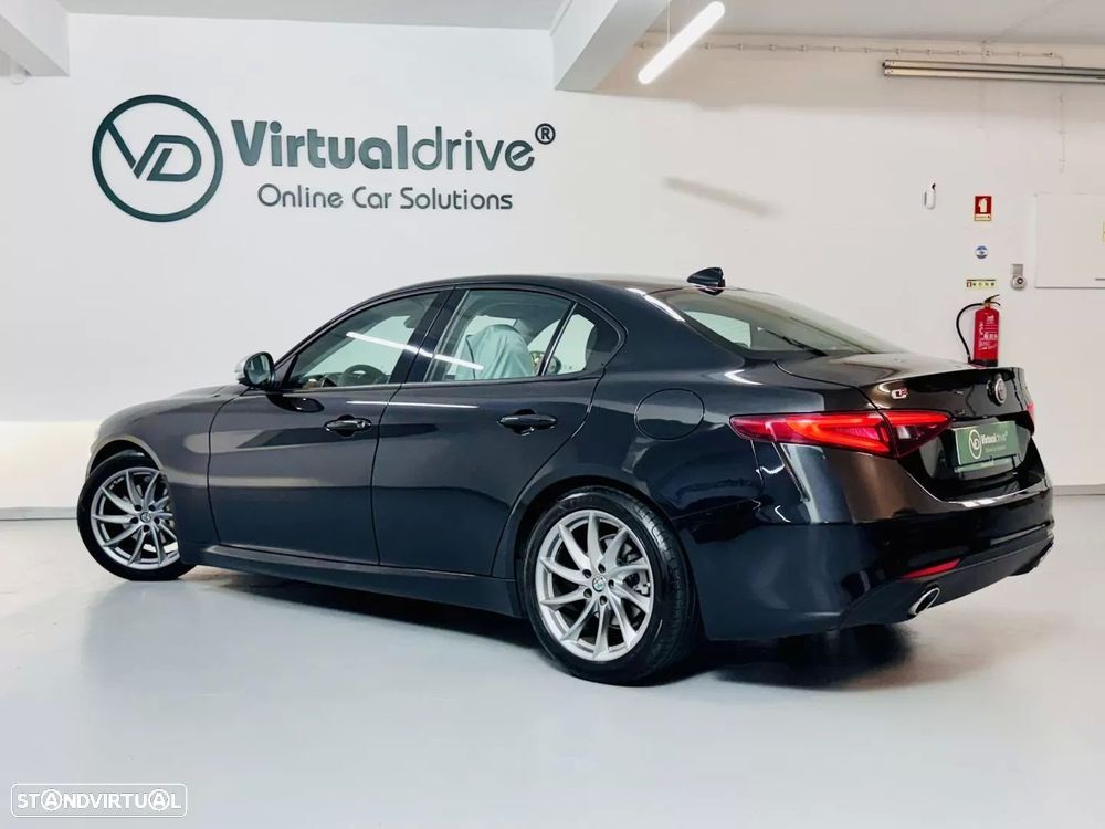 Alfa Romeo Giulia 2.2 D Super - 9
