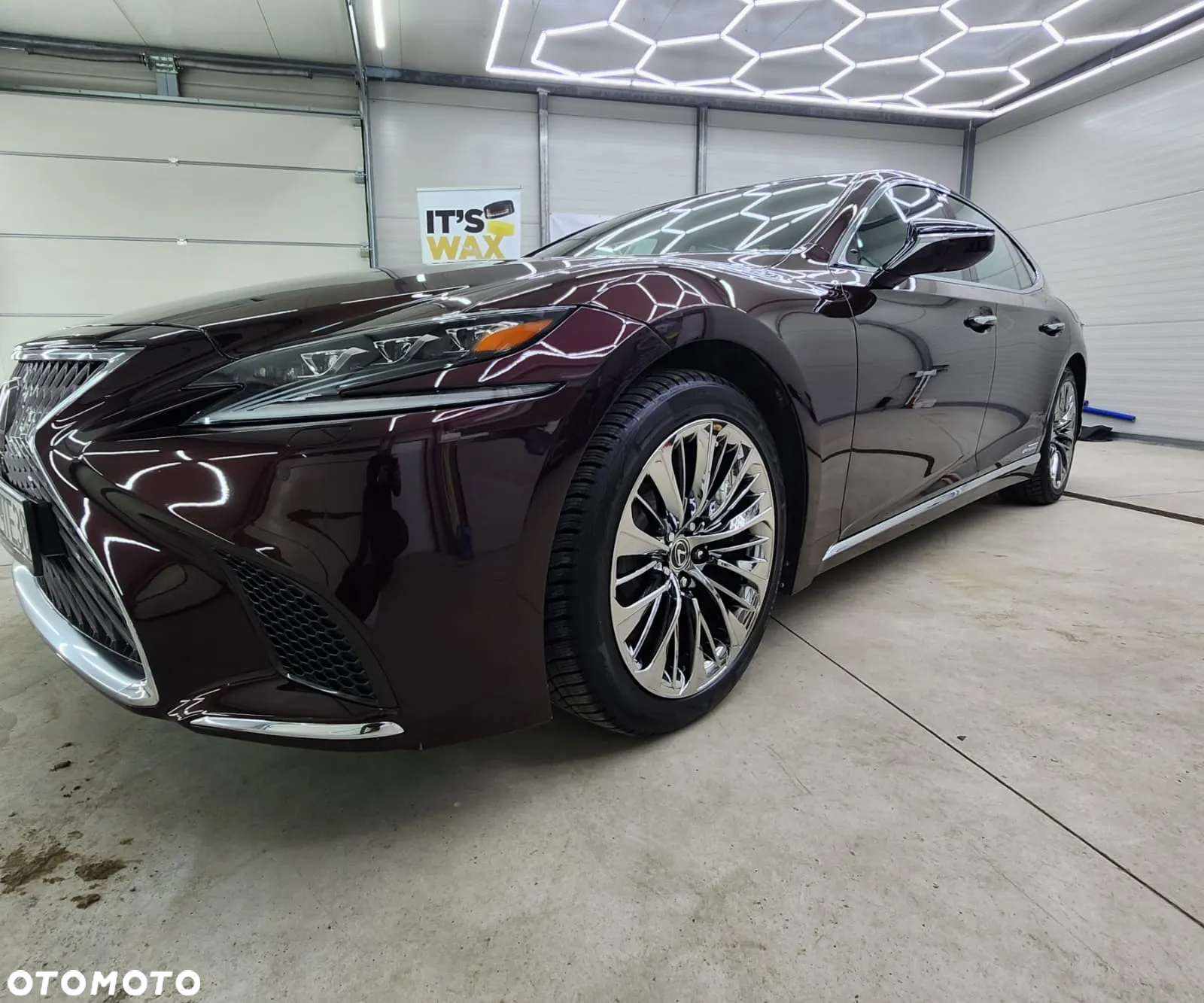 Lexus LS 500h Omotenashi AWD - 11