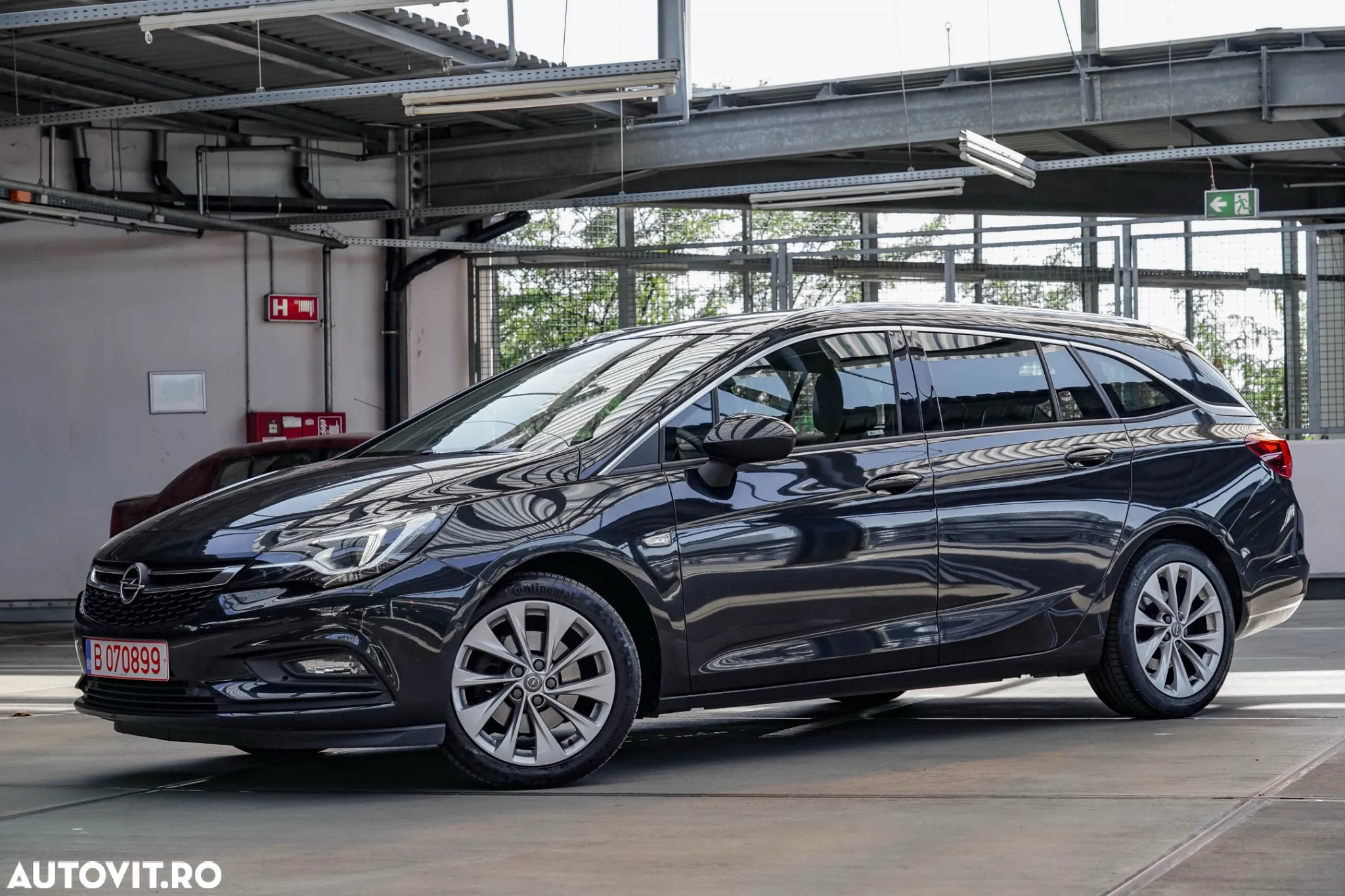 Opel Astra 1.6 D (CDTI) Start/Stop Sports Tourer Innovation - 14