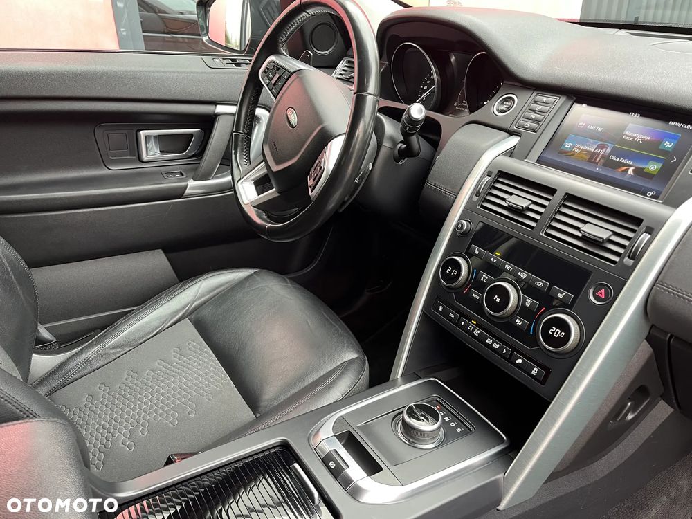 Land Rover Discovery Sport TD4 HSE Luxury - 22