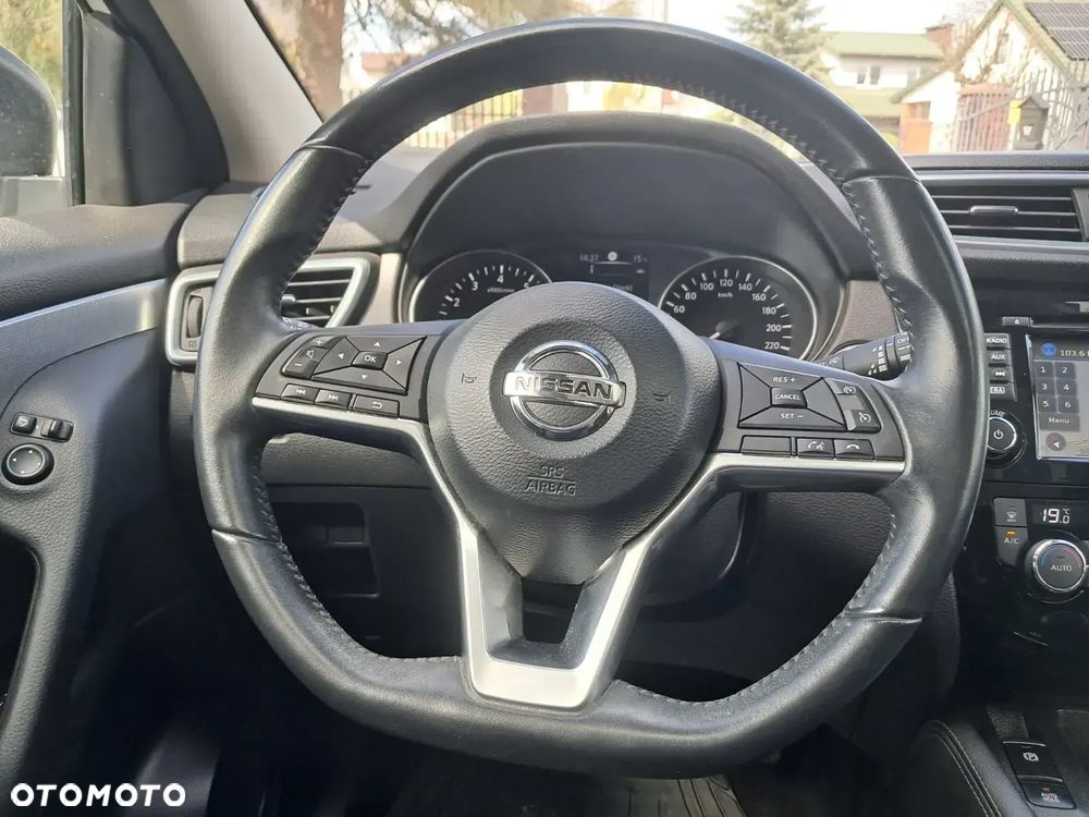 Nissan Qashqai 1.2 DIG-T N-Vision EU6 - 25