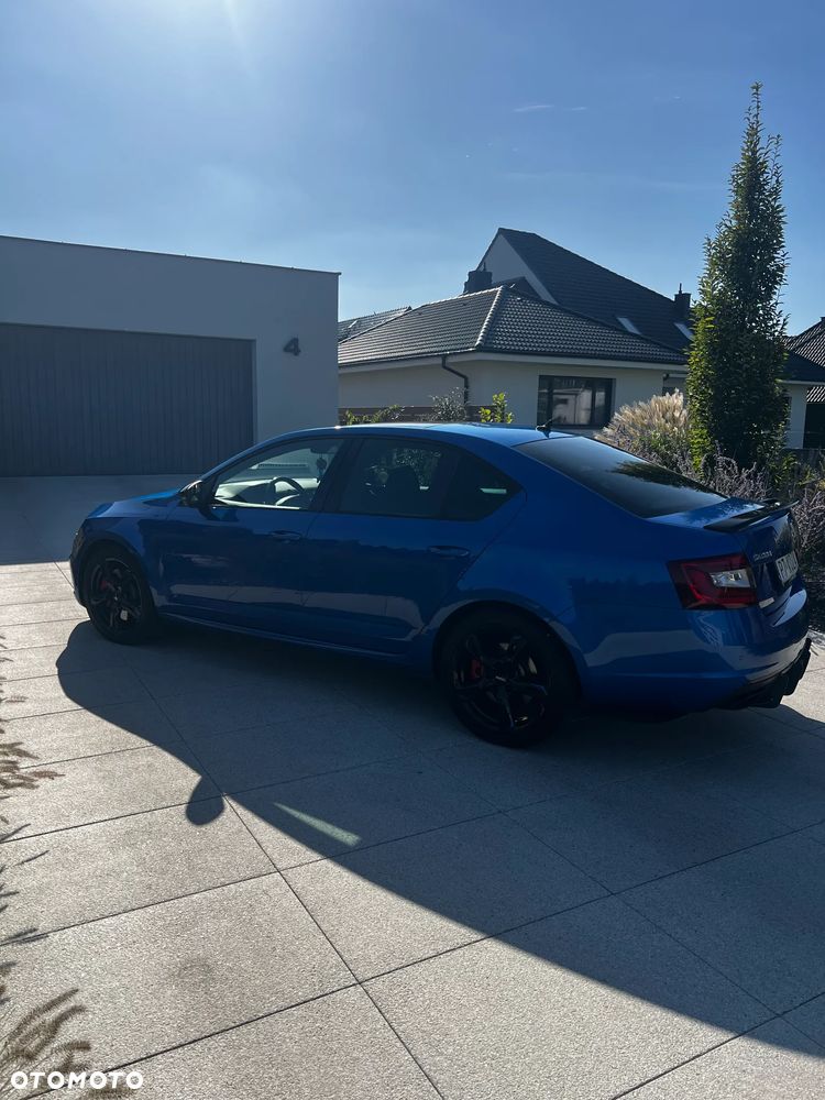 Skoda Octavia 2.0 TSI RS Challenge 245 DSG - 4