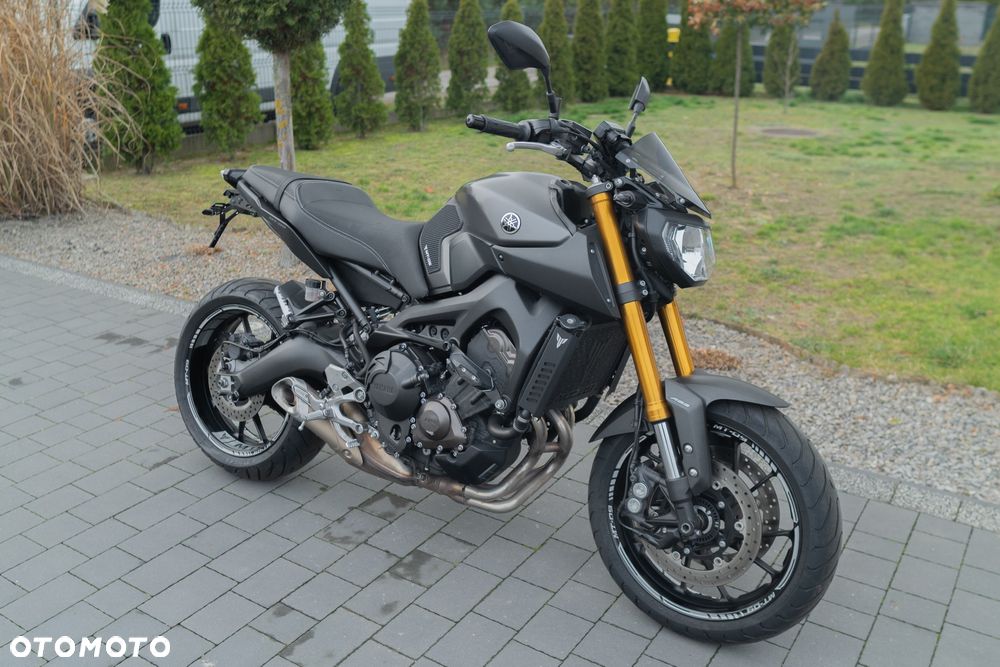 Yamaha MT - 2