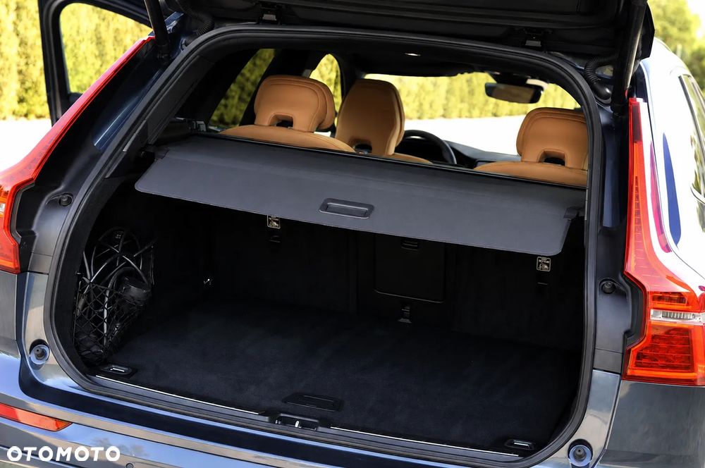 Volvo XC 60 T6 AWD Plus Bright - 9