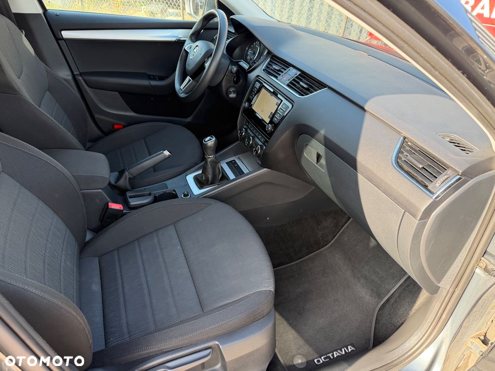 Skoda Octavia - 7