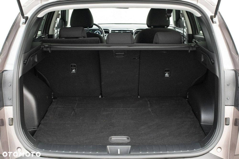 Hyundai Tucson 1.6 T-GDi Executive 2WD - 28