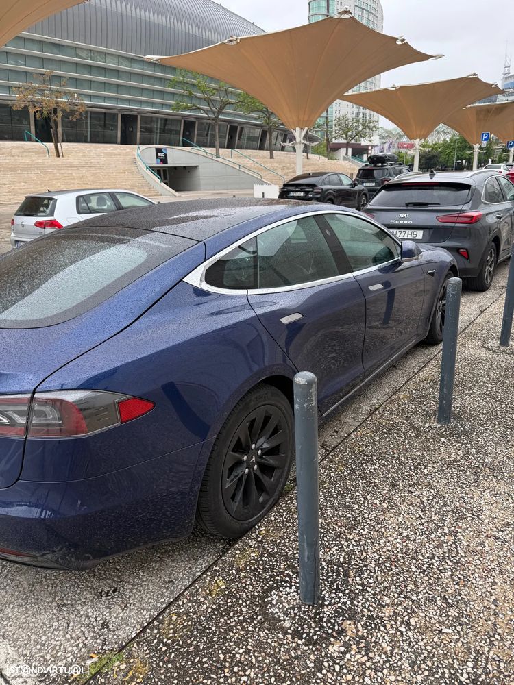 Tesla Model S 85 - 3