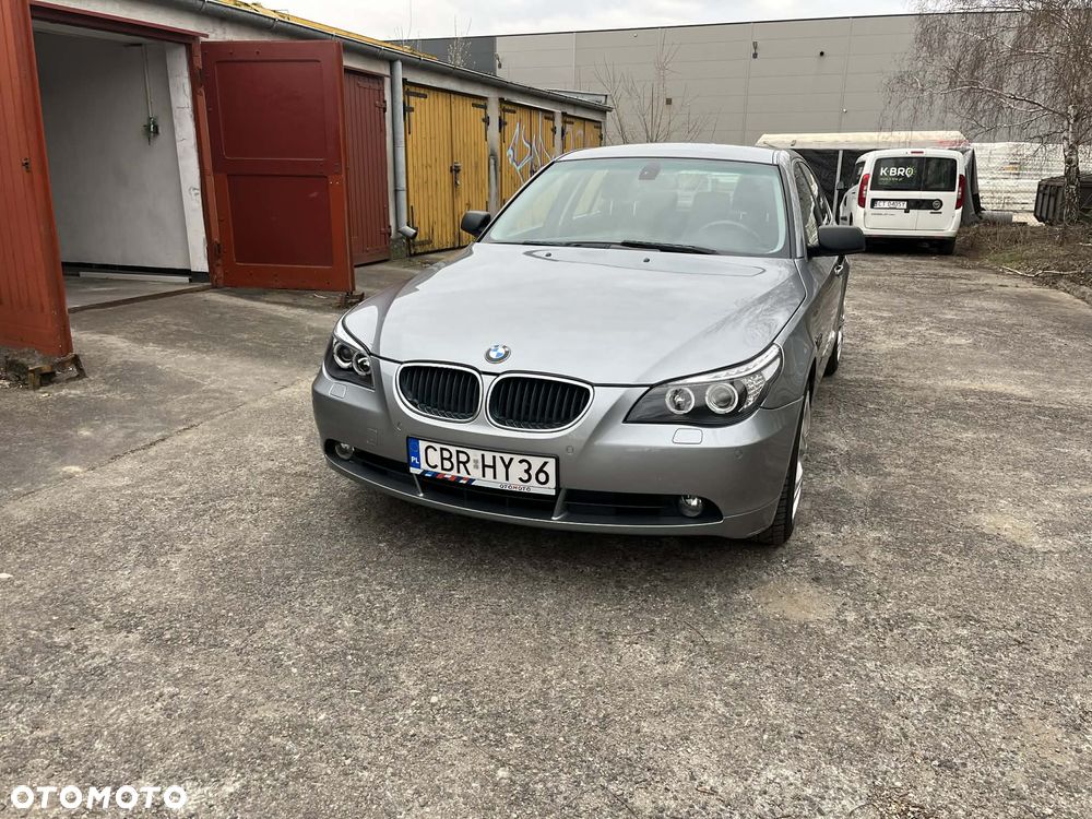 BMW Seria 5 520i - 3