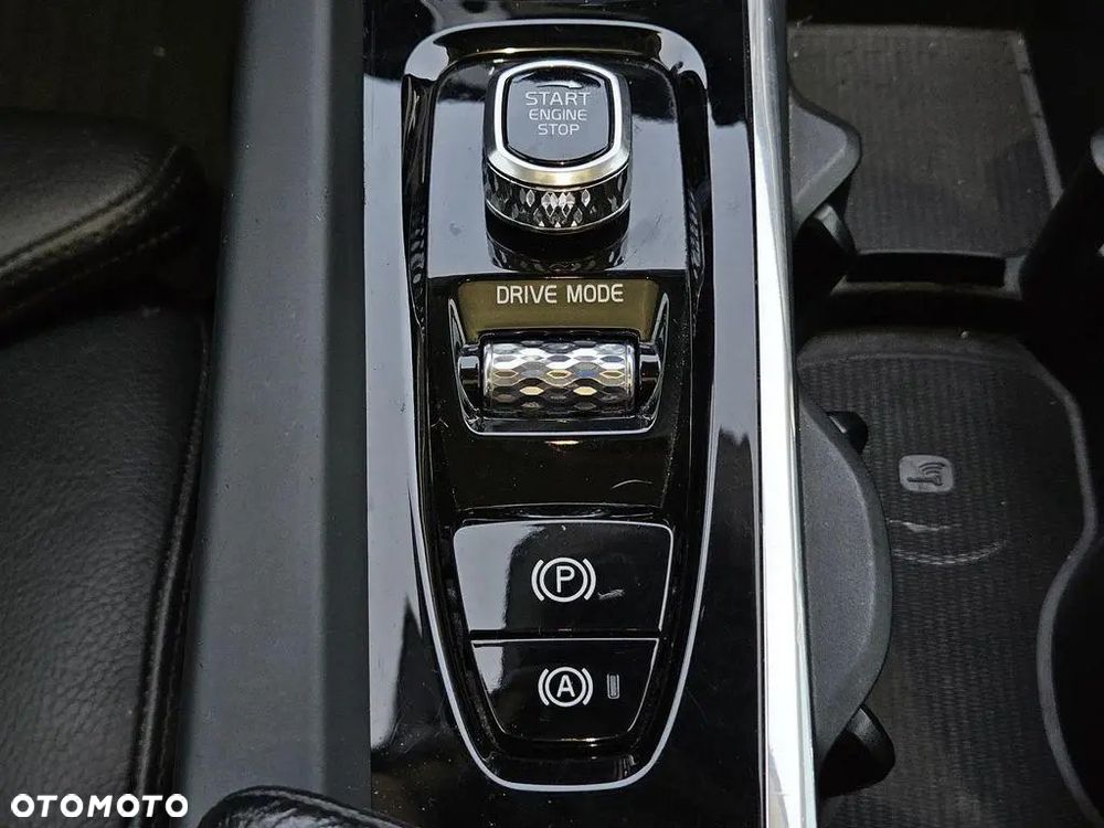 Volvo XC 60 - 20
