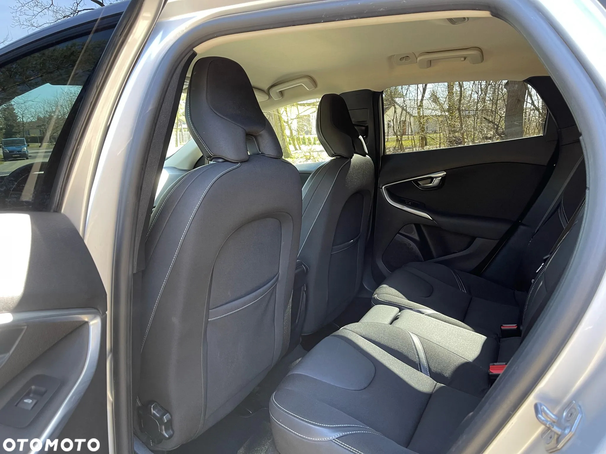 Volvo V40 D2 Drive-E Base - 19