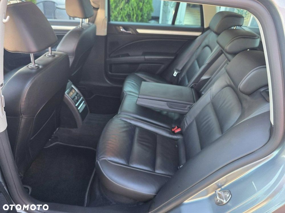 Skoda Superb Combi 1.8 TSI Elegance - 29