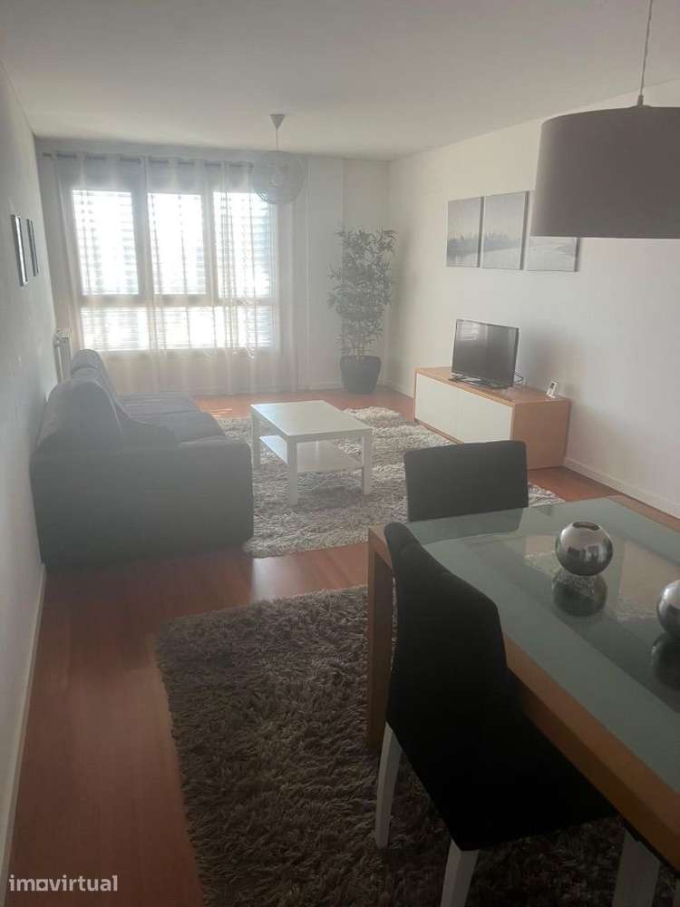 Apartamento T2 para arrendar/alugar Edifício Boss Luxury Tower - Porto - Grande imagem: 3/29