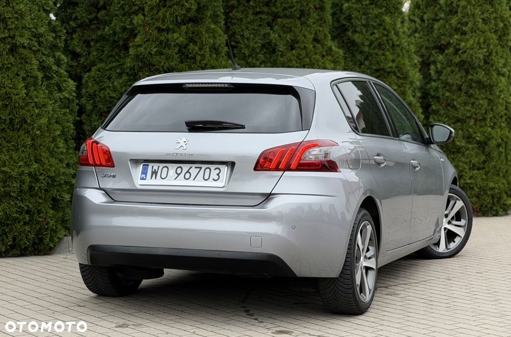 Peugeot 308 1.5 BlueHDi Allure Pack S&S EAT8 - 21