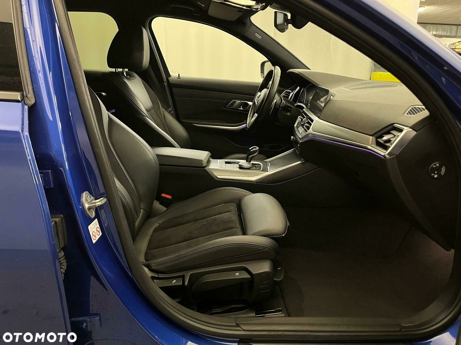 BMW Seria 3 320d xDrive M Sport sport - 36