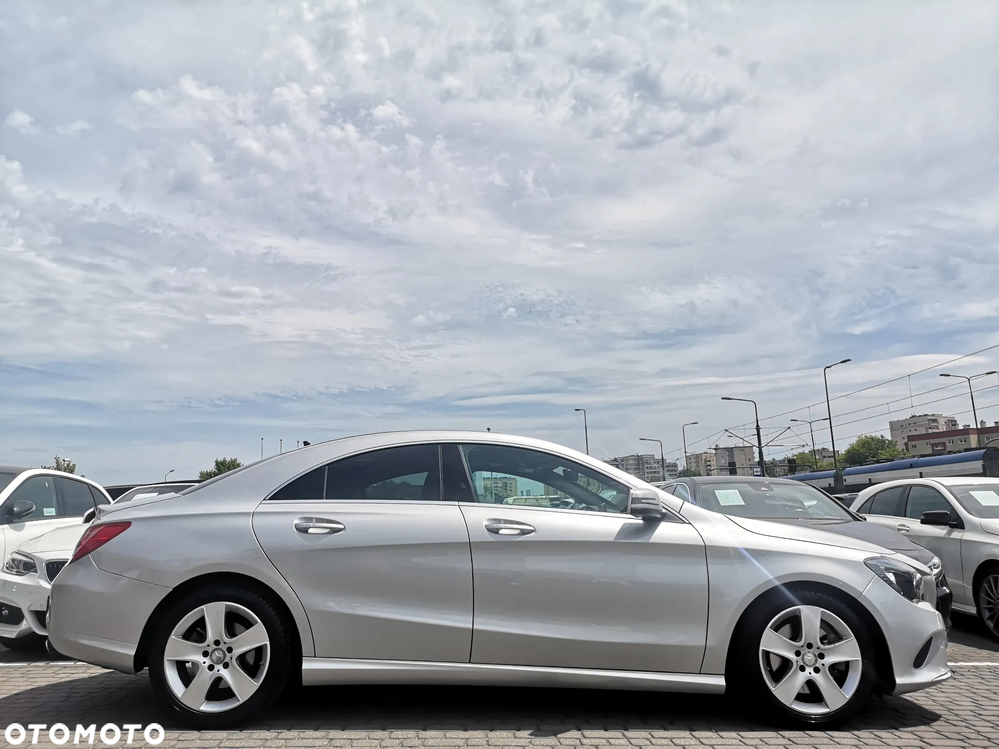 Mercedes-Benz CLA - 5