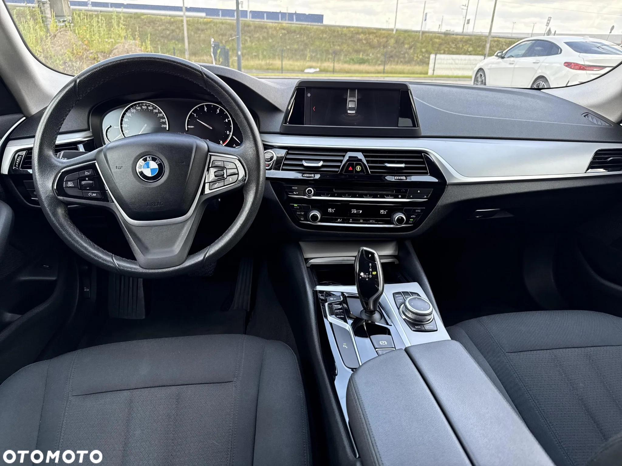 BMW Seria 5 518d Advantage - 10