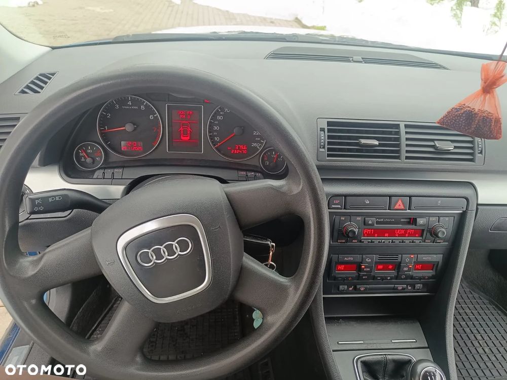 Audi A4 Avant 1.6 - 7