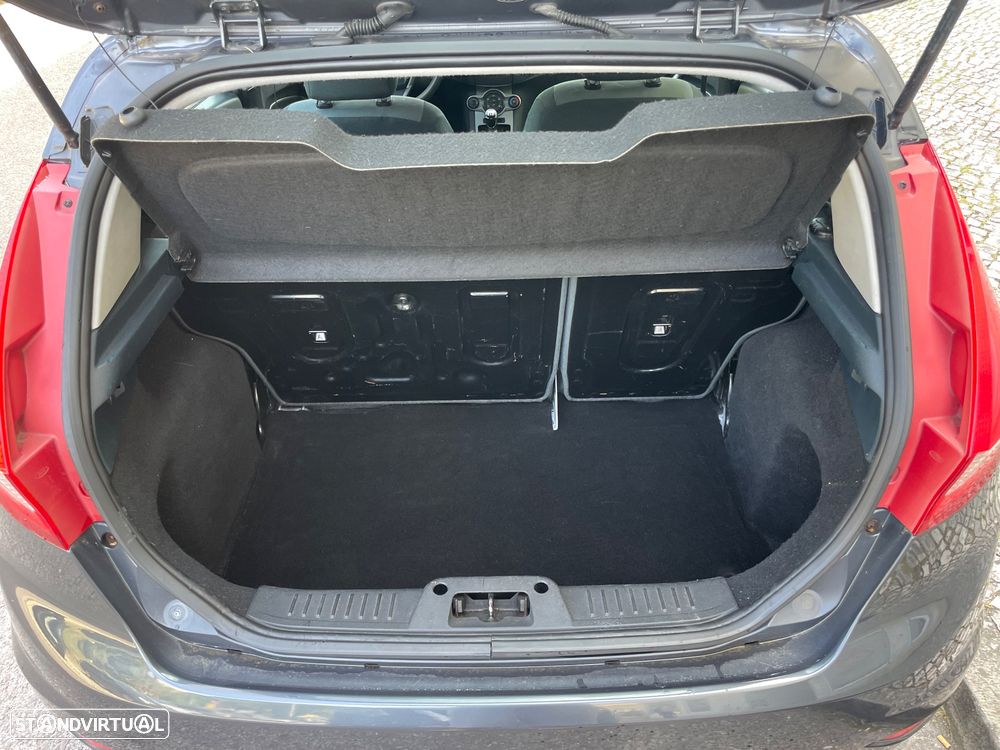 Ford Fiesta 1.25 Trend - 17