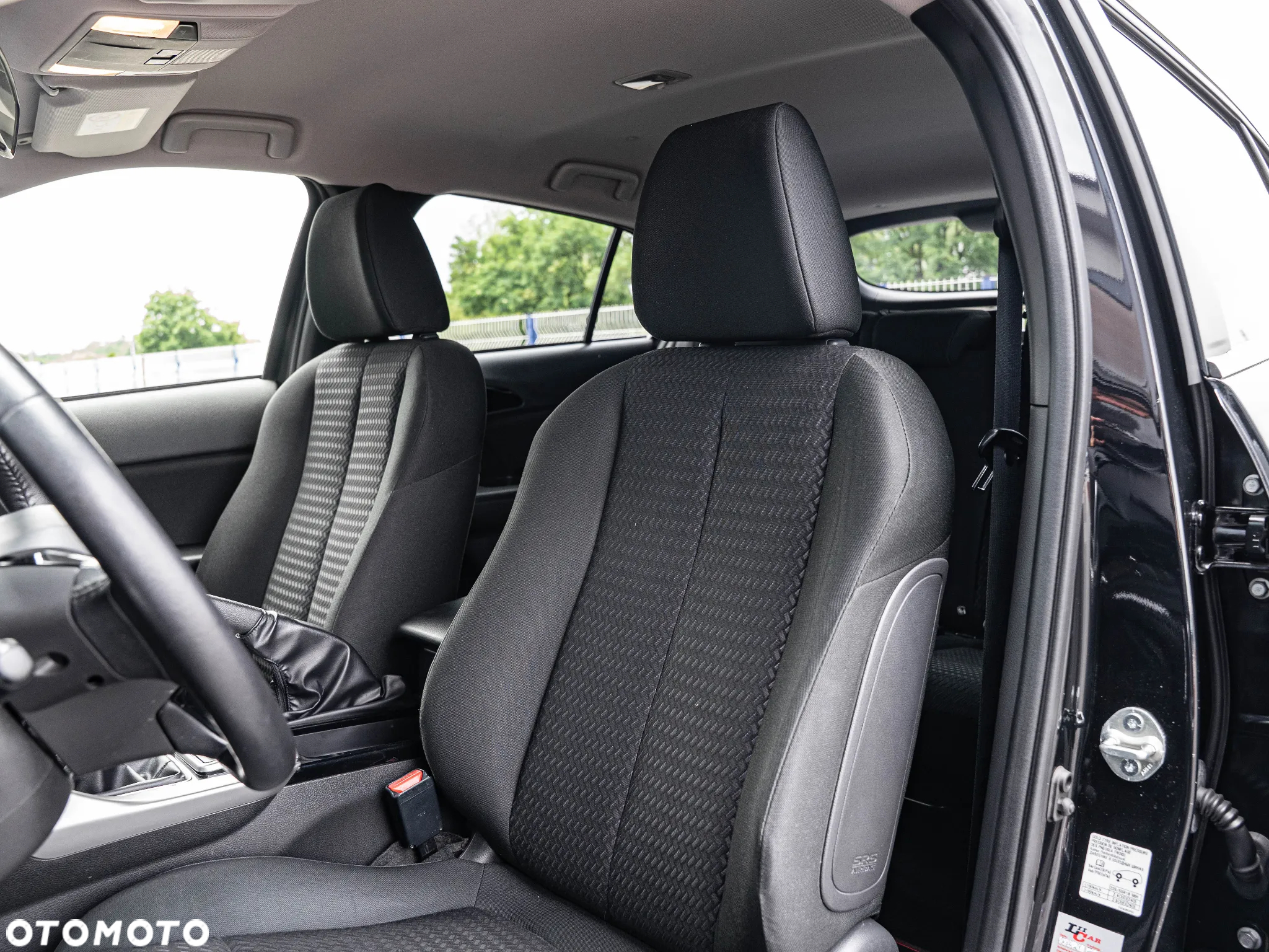 Mitsubishi Eclipse Cross 1.5 T GPF Intense - 24
