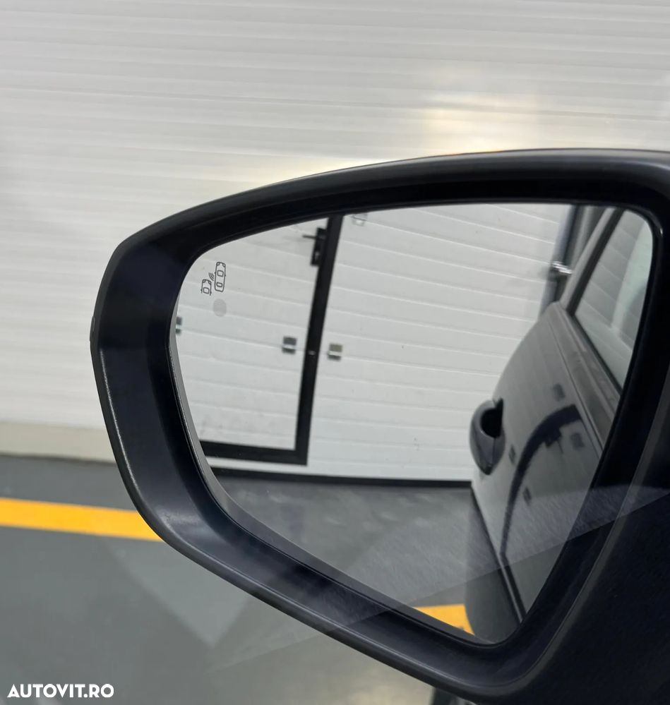 Peugeot 5008 1.5 BlueHDI s&s EAT8 GT-Line - 26