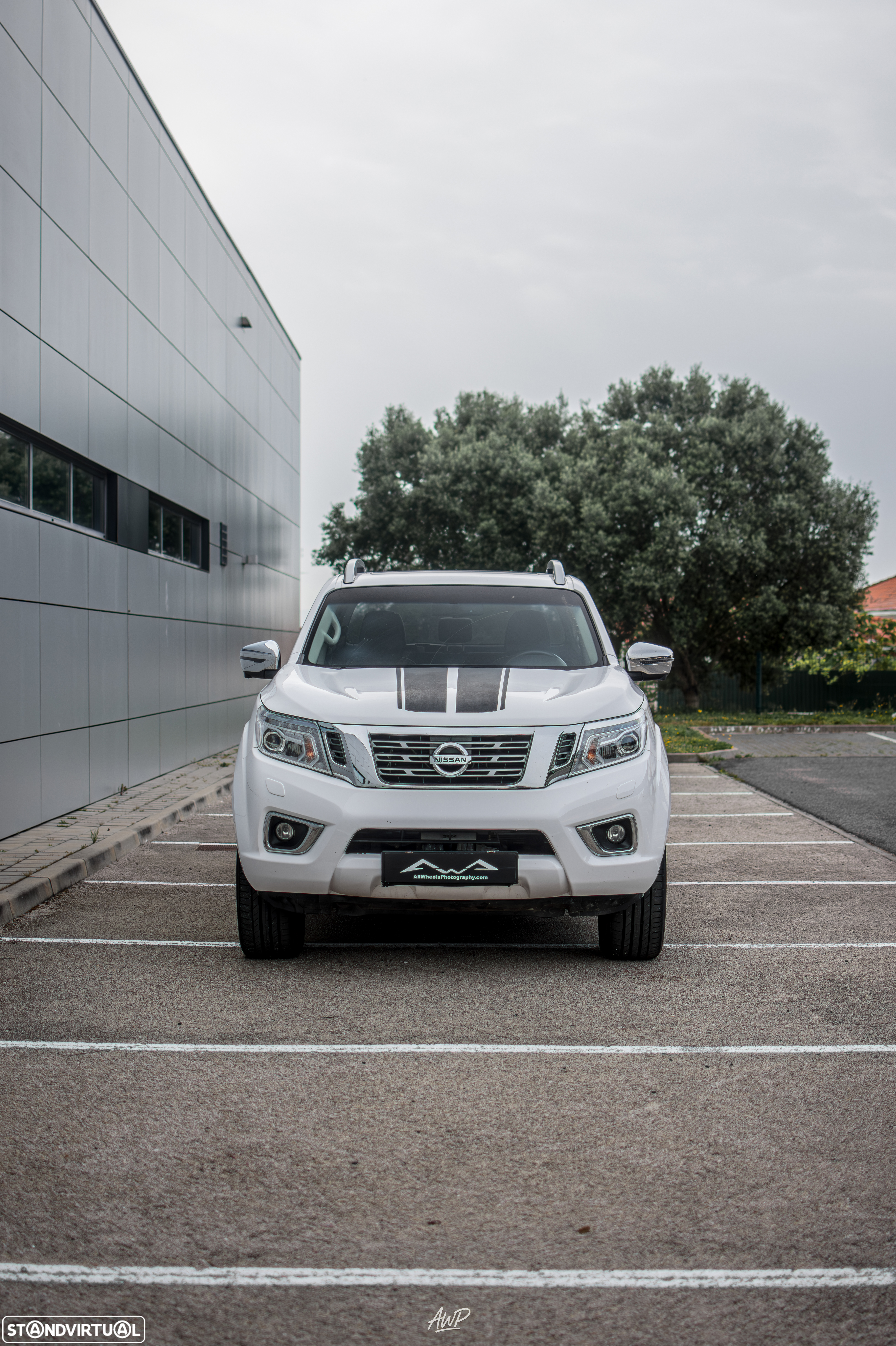 Nissan Navara 2.3 dCi CD 4WD Tekna - 8