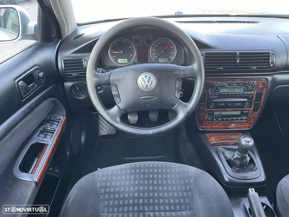 VW Passat Variant 1.9 TDi Confortline - 12