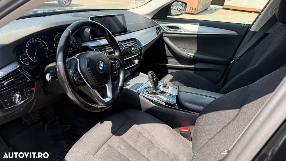 BMW Seria 5 520d xDrive Aut. - 14