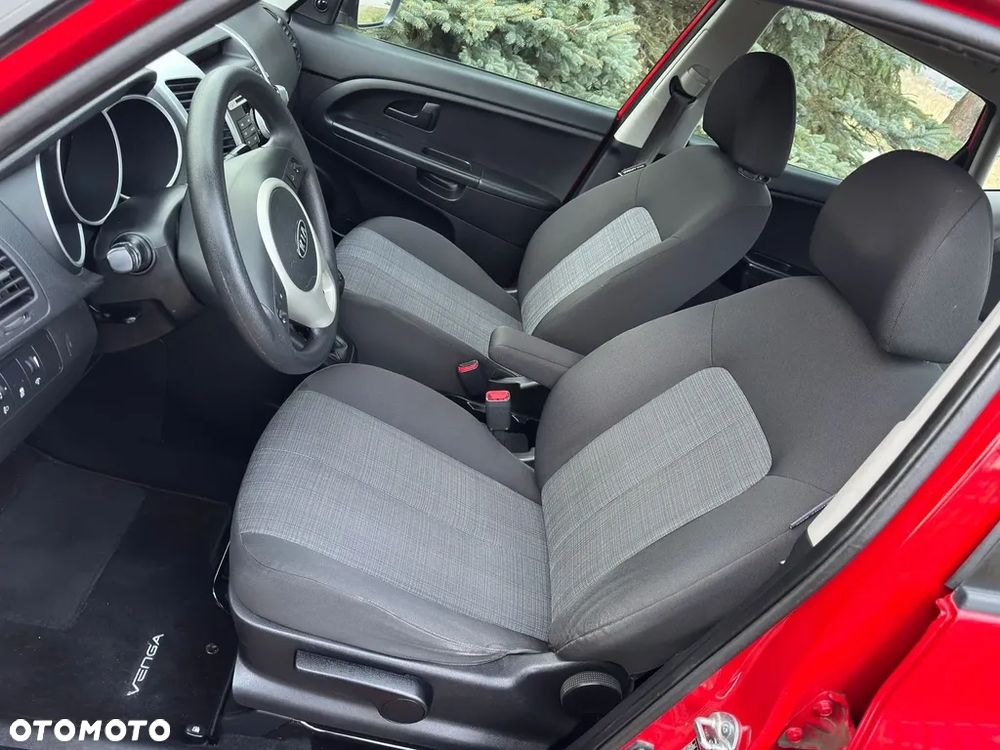 Kia Venga 1.4 CVVT Vision - 13