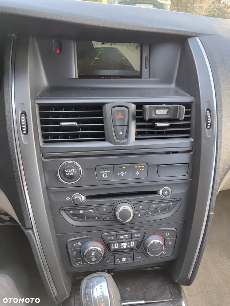 Renault Latitude - 19